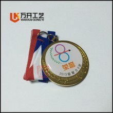 平陽縣宇霄工藝品廠 專業(yè)定制禮品、錢幣冊、紀念章與辦公用品